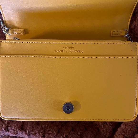 Purse - Picture 3 of 5